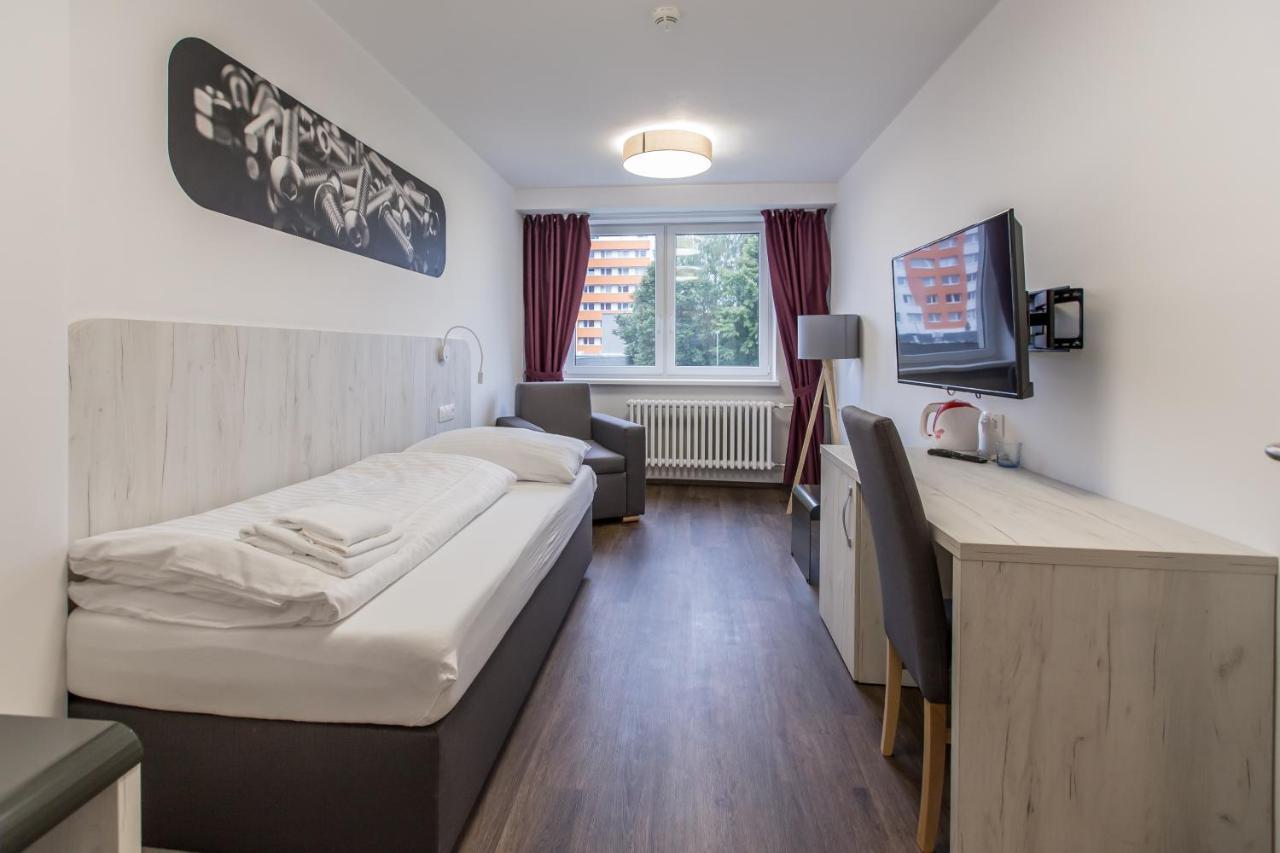 Hotel Garni Vsb Ostrava Bagian luar foto